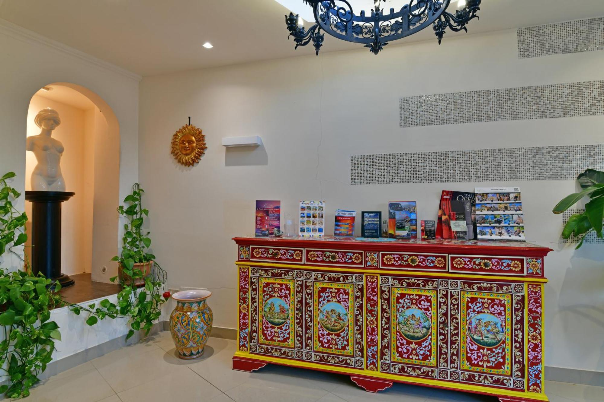 Hotel & Apartments Villa Linda Giardini Naxos Dış mekan fotoğraf