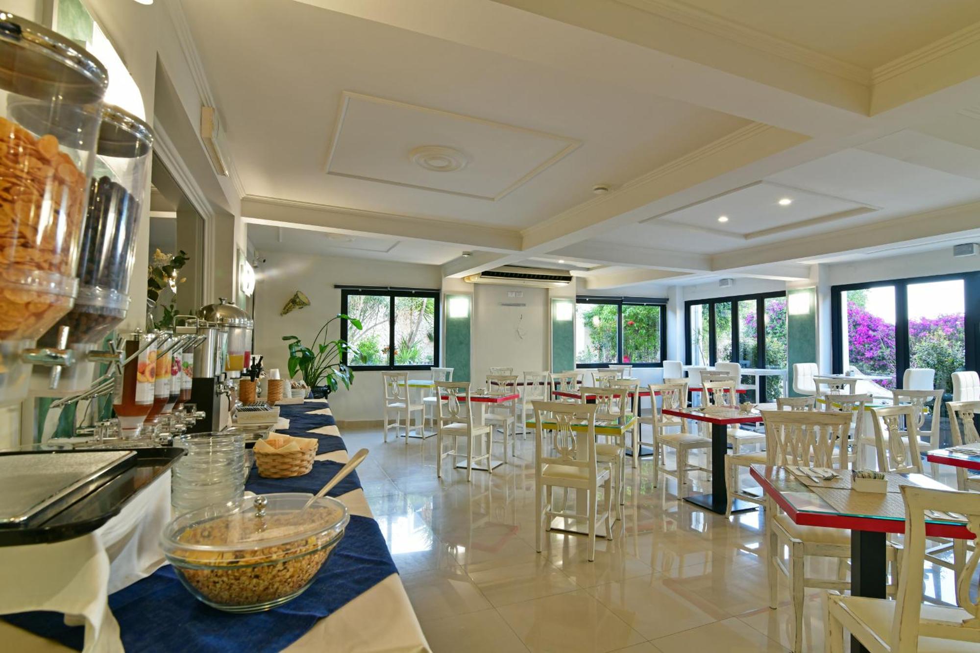 Hotel & Apartments Villa Linda Giardini Naxos Dış mekan fotoğraf