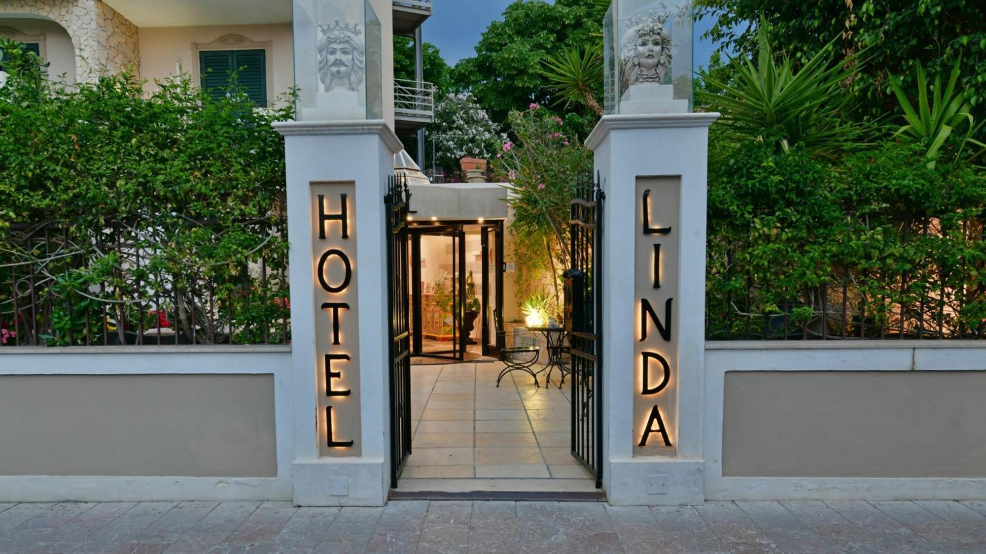 Hotel & Apartments Villa Linda Giardini Naxos Dış mekan fotoğraf