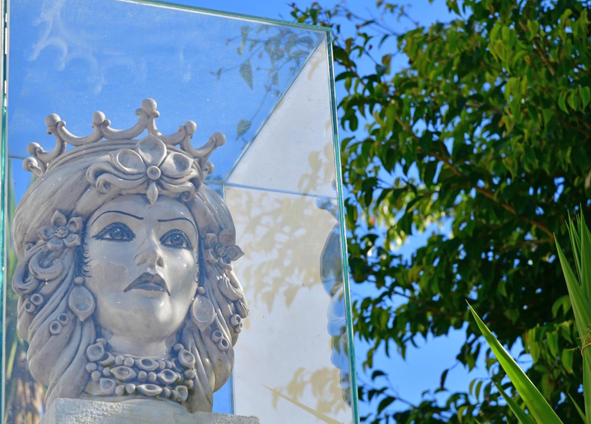 Hotel & Apartments Villa Linda Giardini Naxos Dış mekan fotoğraf